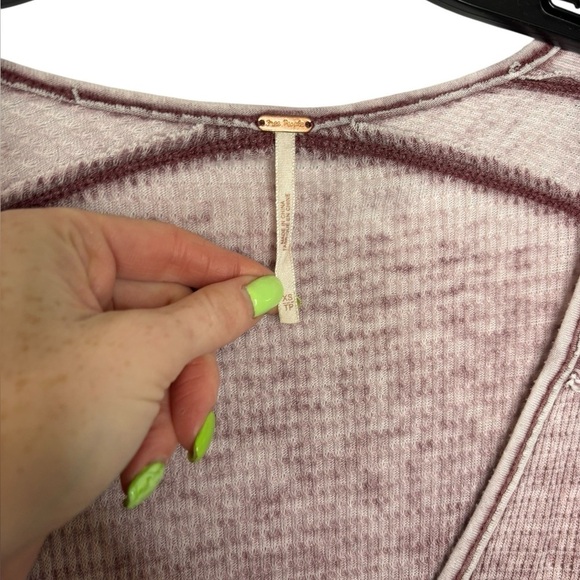 Free People We The Free Pacific Thermal Long Sleeve Deep V-Neck Purple Size XS - Picture 3 of 11